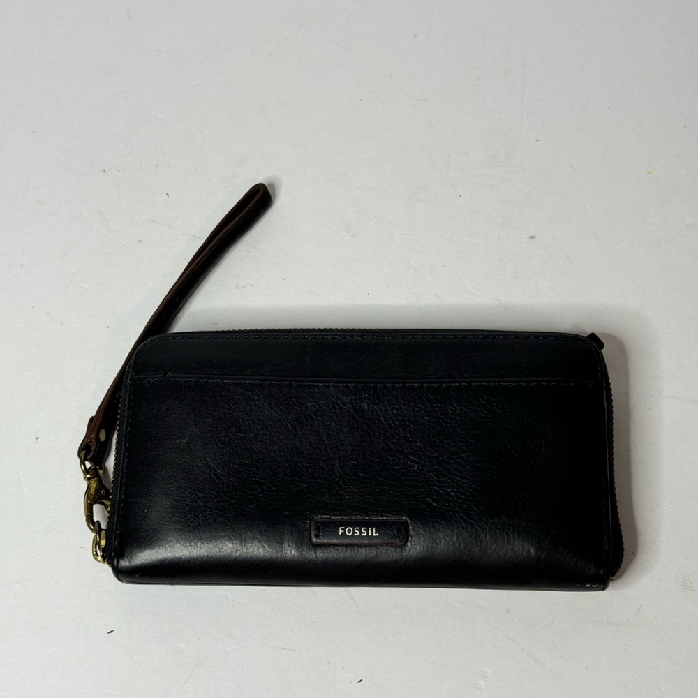 Fossil Leather Zip Around Bill & Credit Card Large Wallet